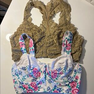 Women’s bundle of 2 bras sz L